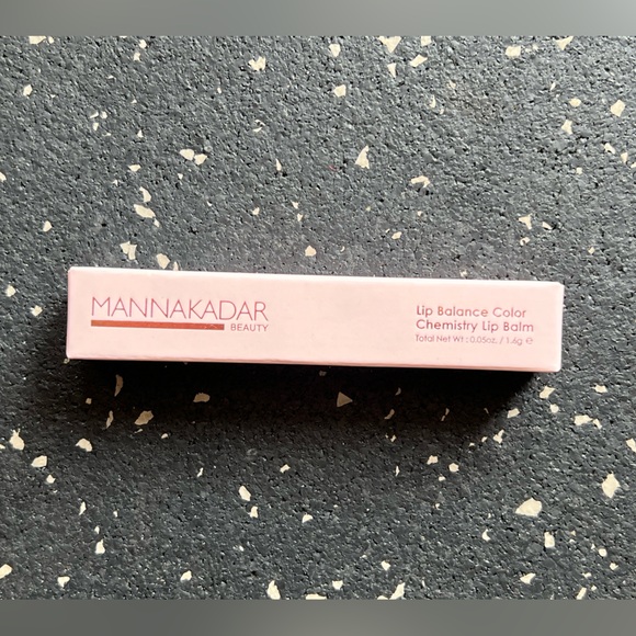 MANNA KADAR | Lip Balance Color Chemistry Lip Balm - Picture 3 of 4